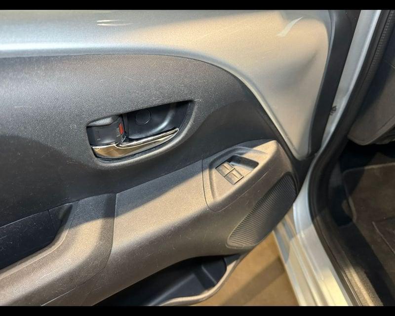 Toyota Aygo 2ª serie 1.0 VVT-i 69 CV 5 porte x-play MMT