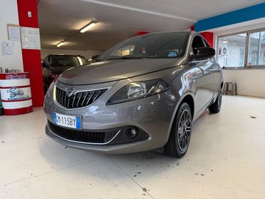 LANCIA Y 1.0 HYBRID 70 CV GOLD UNICO PROPRIETARIO OK NEO PATENTATI