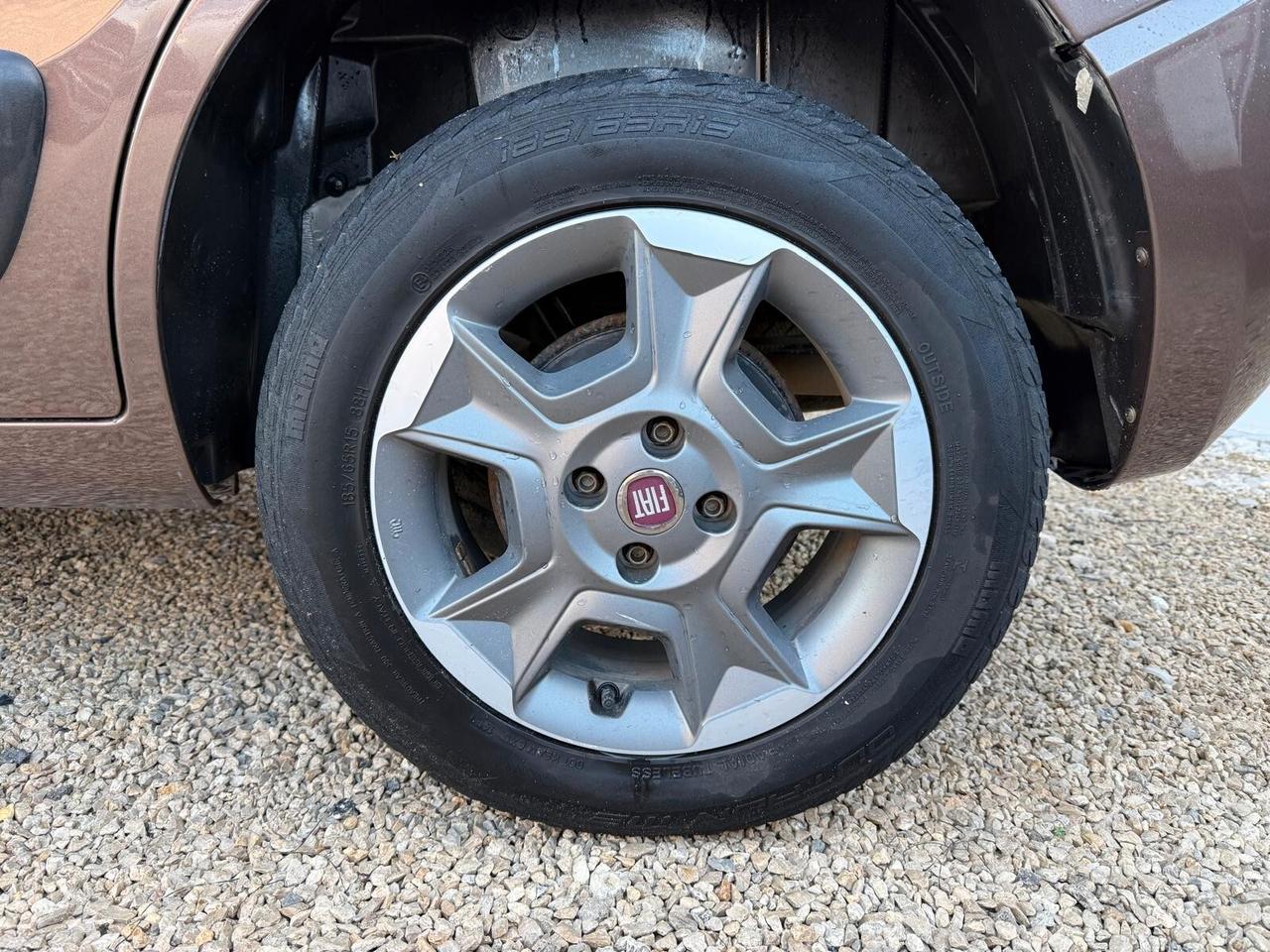 Fiat Qubo 1.3 MJT 95 CV Trekking