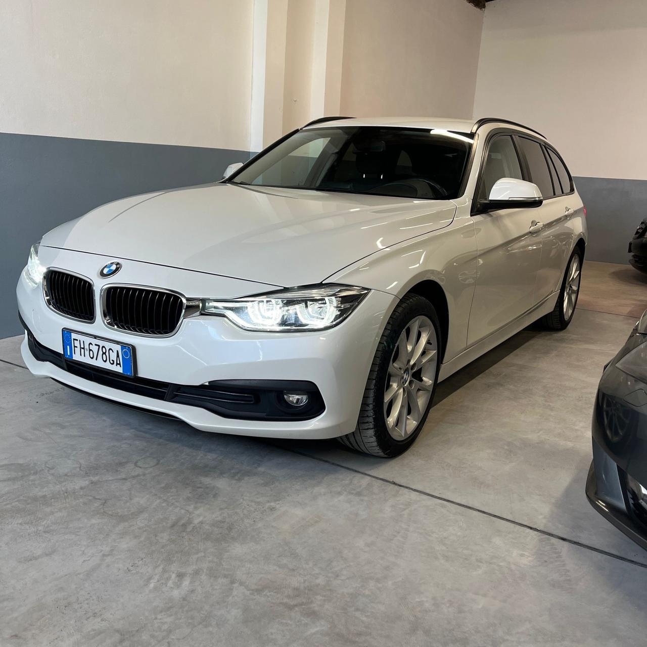 Bmw 320 320d xDrive Touring Msport