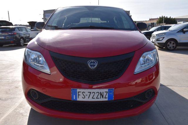 LANCIA Ypsilon 1.2 69 CV 5 porte Platinum