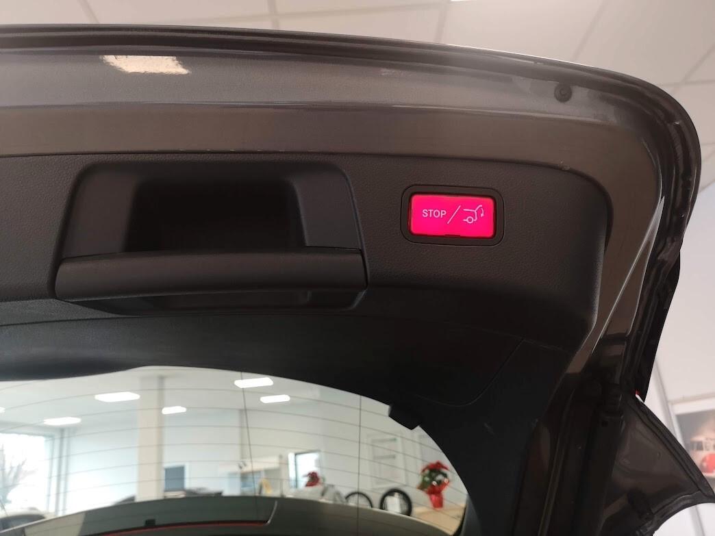 Mercedes-benz GLA 200 180 d Sport 4 MATIC