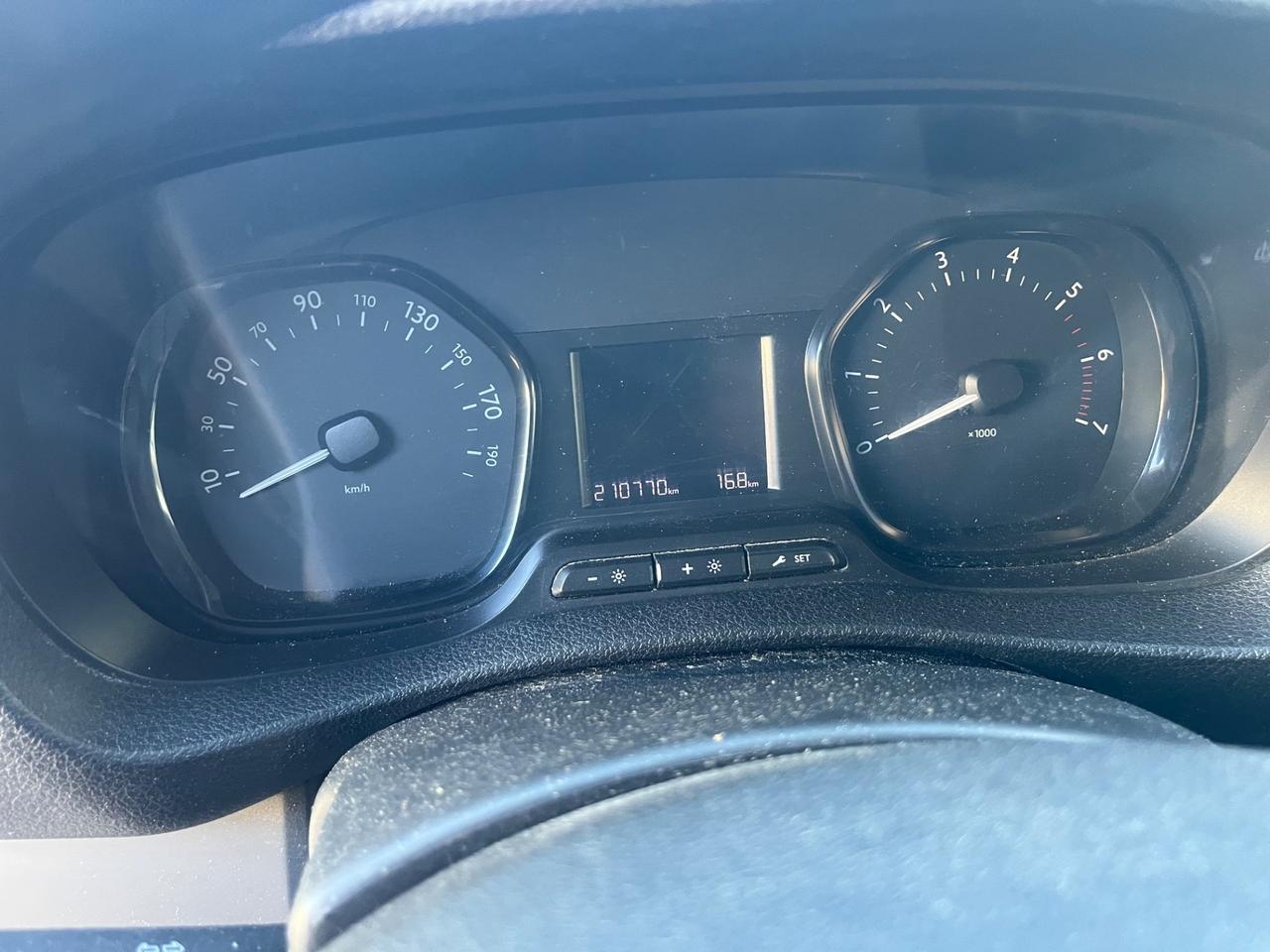 Citroen Jumpy 1.5 BlueHDi 120 S&S PL-TN Furgone M Club