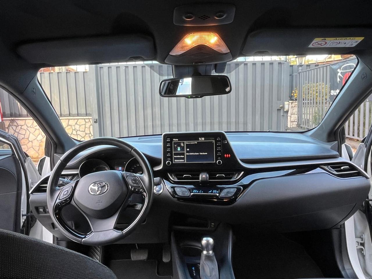Toyota C-HR 1.8 Hybrid E-CVT Active