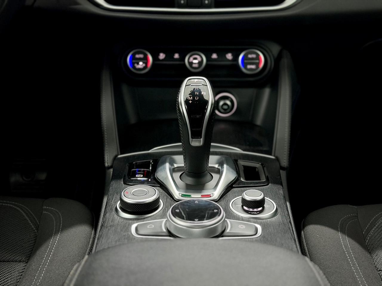 Alfa Romeo Stelvio 2.2 Turbodiesel 190 CV AT8 RWD Executive