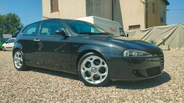 Alfa Romeo 147 2.0i 16V Twin Spark 150 CV 3p. Distinctive MANUALE