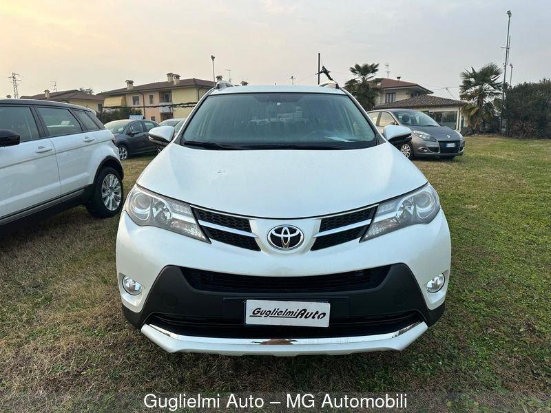 Toyota RAV4 2.0 D-4D 2WD Style White Edition