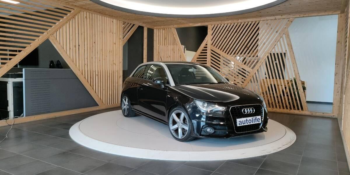 Audi A1 1.6 tdi Attraction 105cv