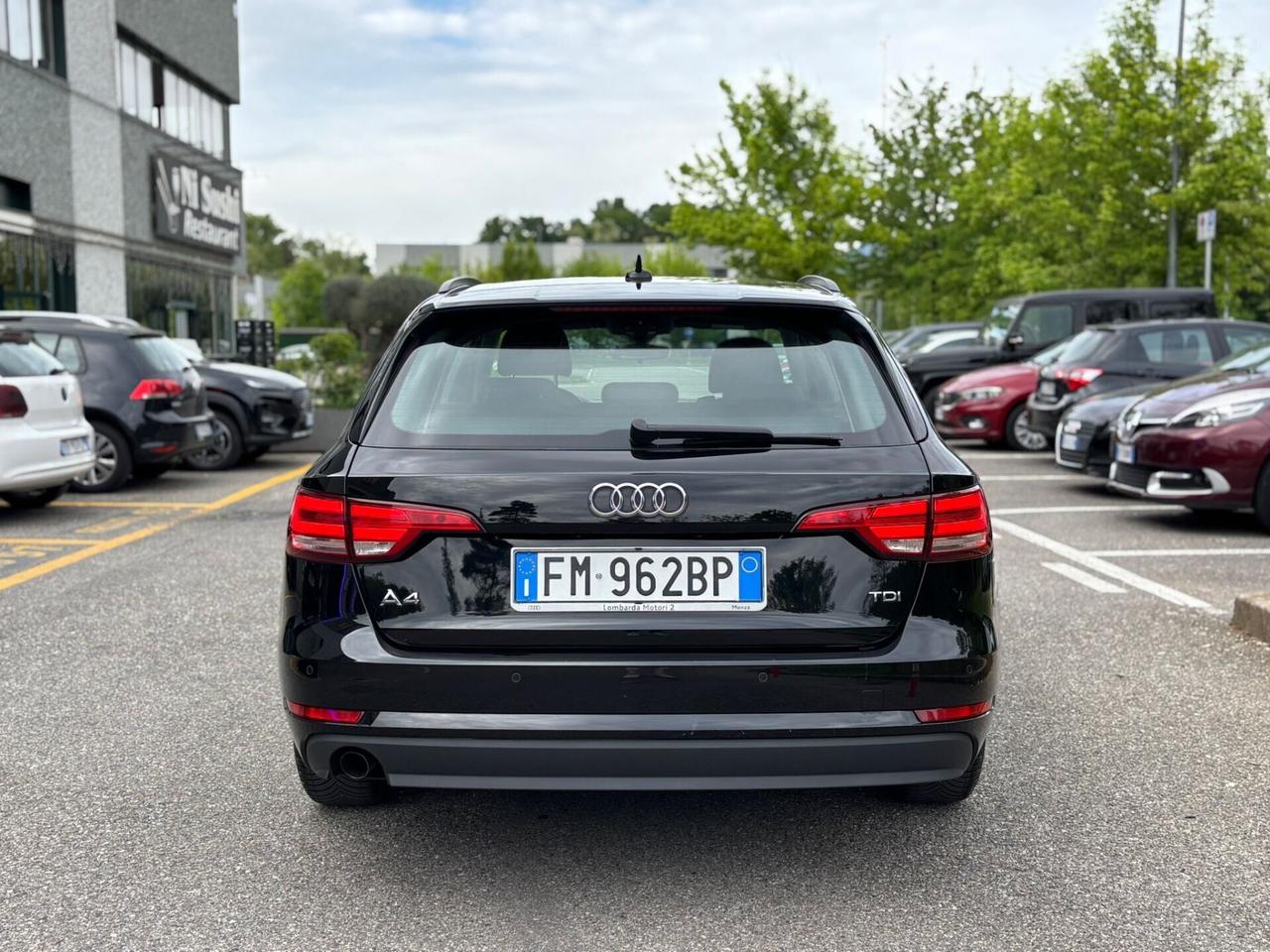 Audi A4 2.0 TDI 150 CV ultra S tronic