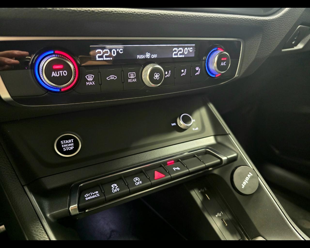 AUDI Q3 SPORTBACK 40 TDI S-TRONIC QUATTRO EDITION