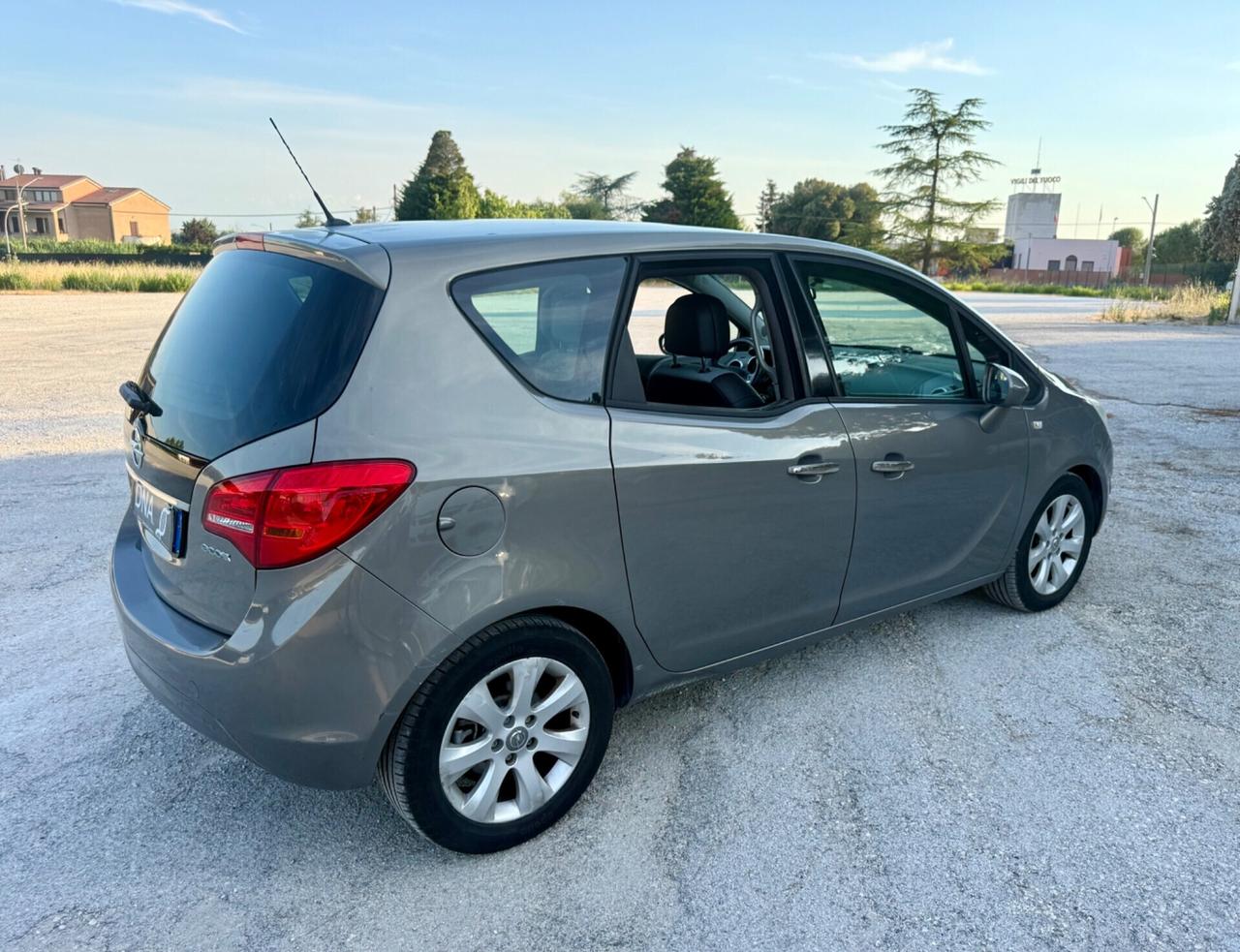 Opel meriva Diesel 1.3 CDTi neopatentati