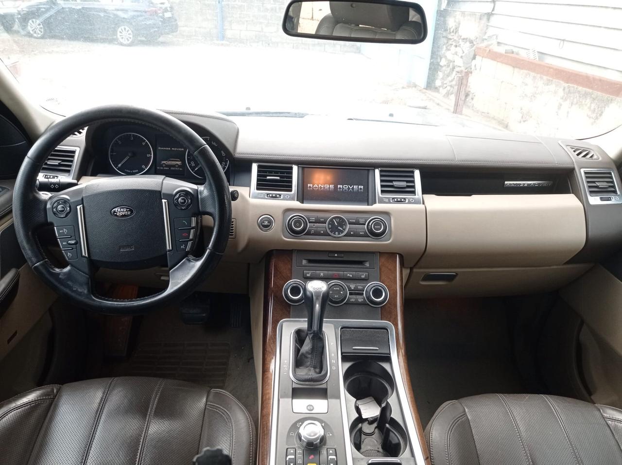 Land Rover Range Rover Sport 3.0 SDV6 HSE-2010