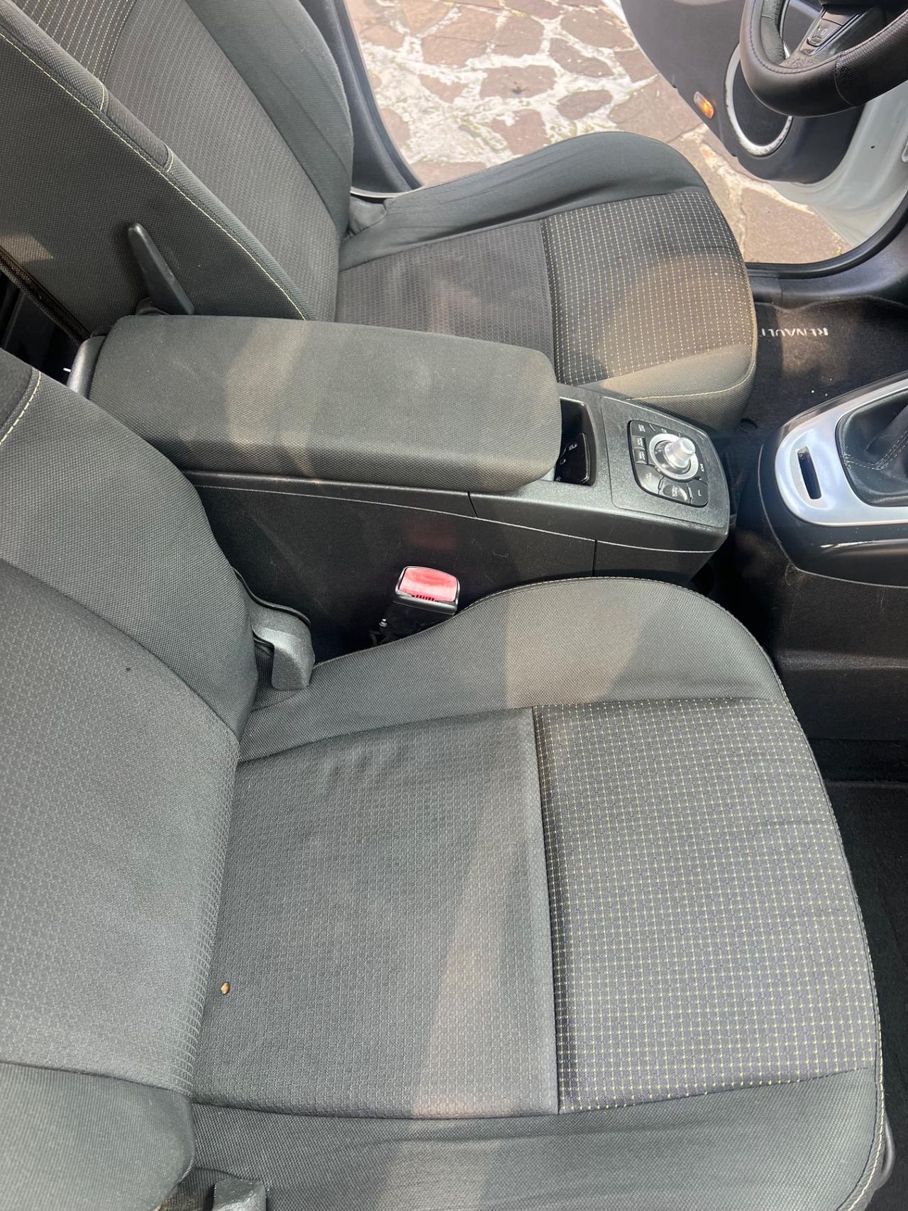 Renault Scenic Scénic X-Mod 1.9 dCi 130CV Dynamique