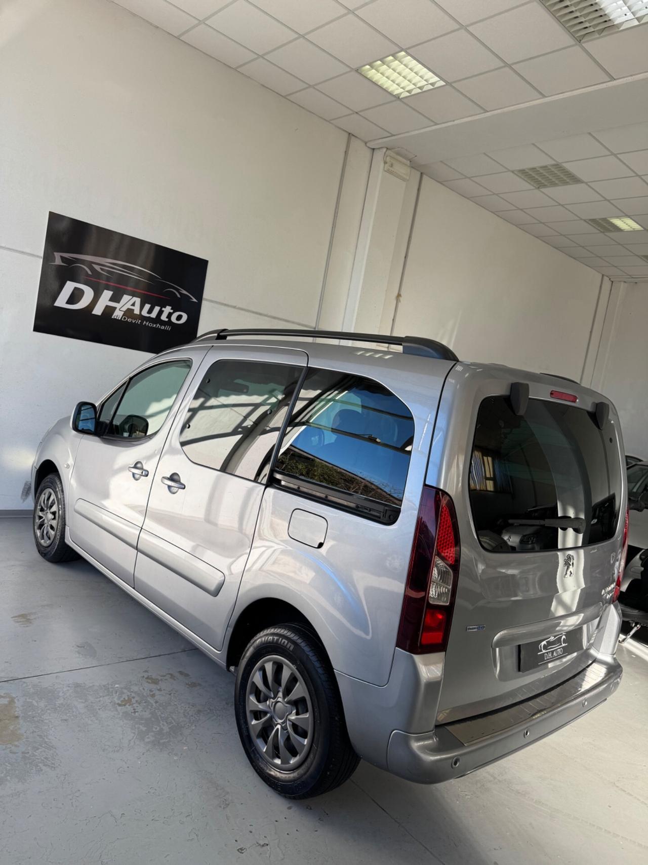 Peugeot Partner Tepee BlueHDi 100 Outdoor