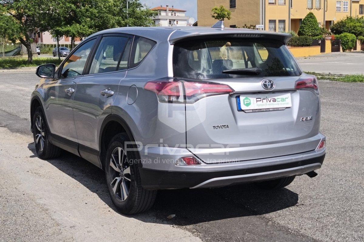 TOYOTA RAV4 2.0 D-4D 2WD Active