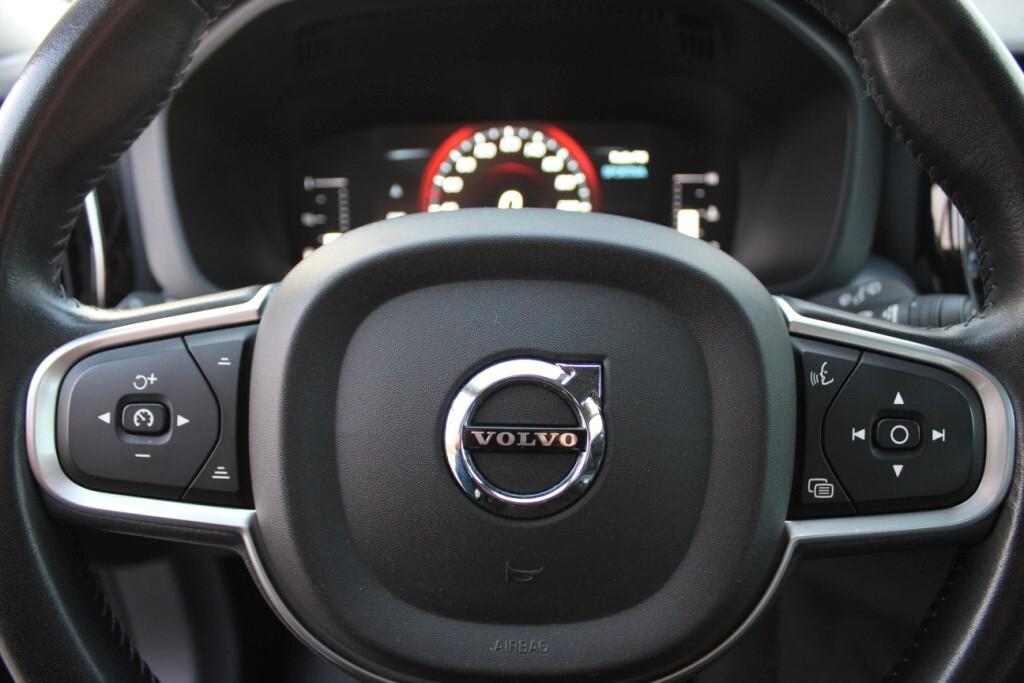 VOLVO XC60 2.0 D4 190cv *FULL LED *PELLE