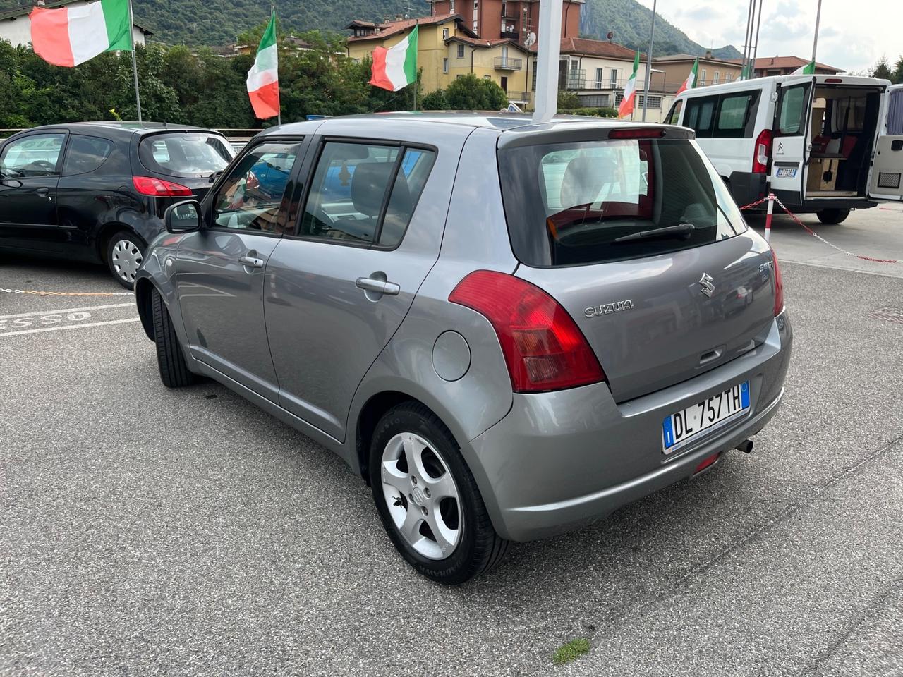 Suzuki Swift 1.3 5porte