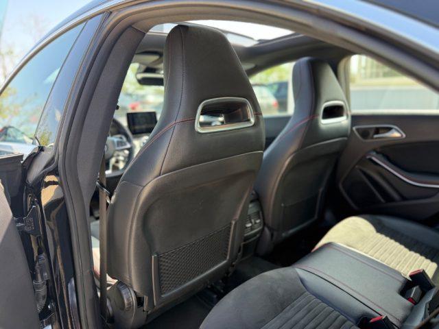 MERCEDES-BENZ CLA 220 d Premium AMG Garanzia