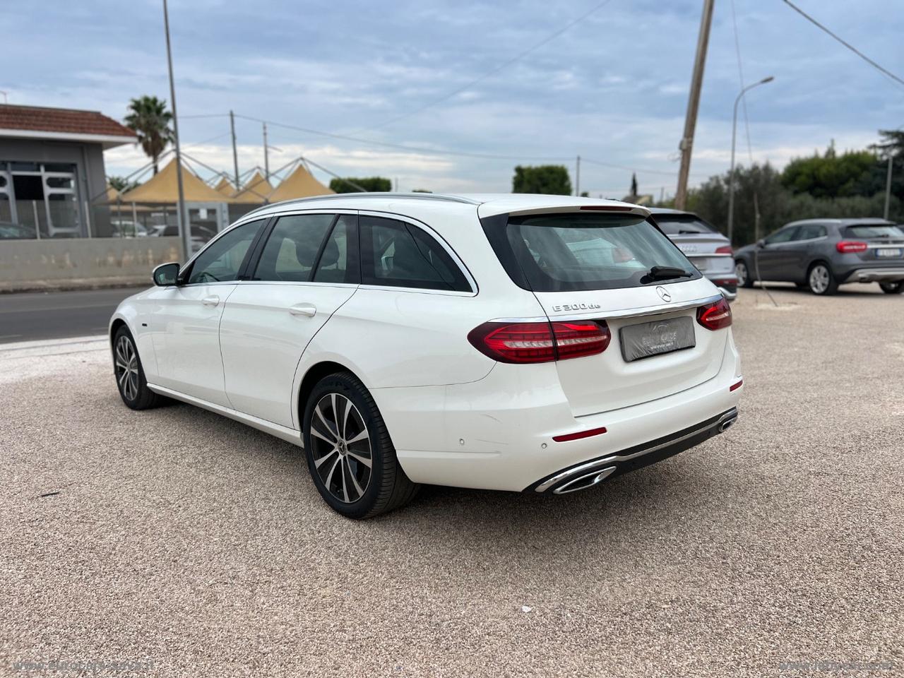 MERCEDES-BENZ E 300 de Auto EQ-Power Business Extra