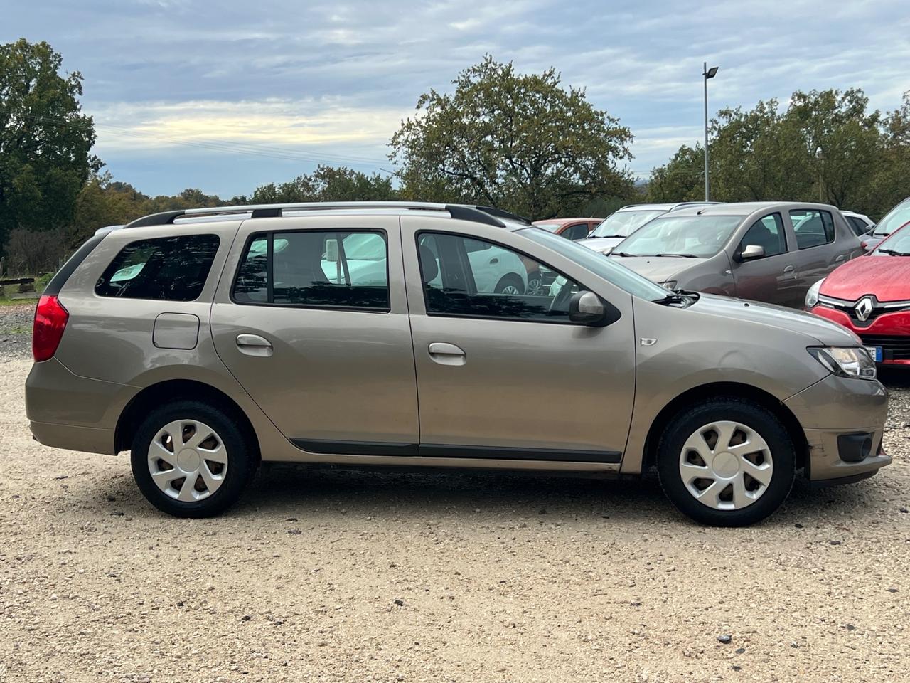 Dacia Logan 0.9 TurboGPL Lauréate permute rate garanzia