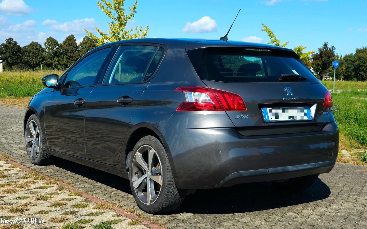 Peugeot 308 full opt. Garantita 12 mesi euro 6