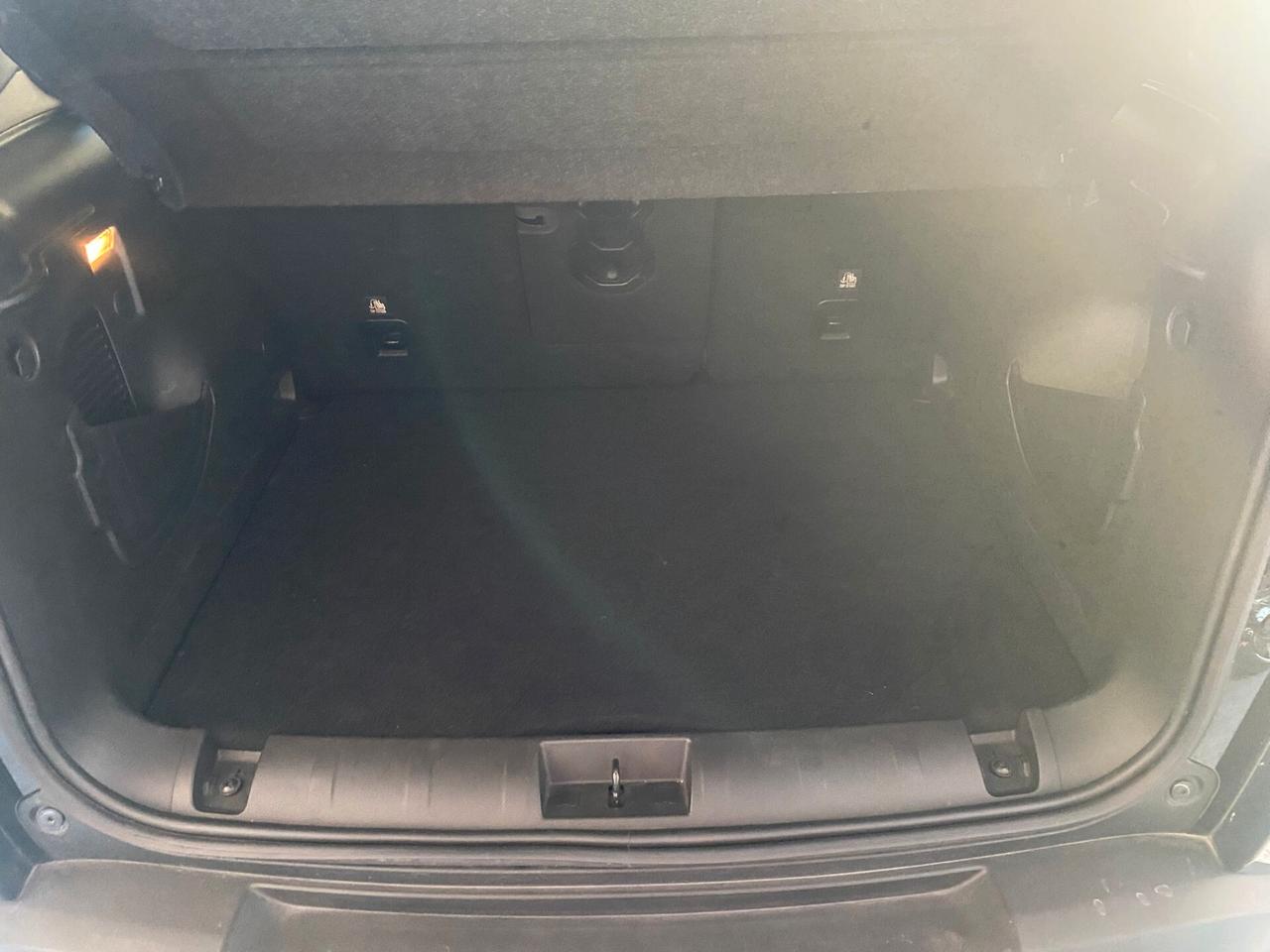 Jeep Renegade 1.3 T4 DDCT 150cv allestimento S total black