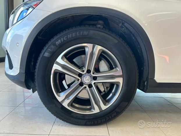 MERCEDES-BENZ GLC 220 d 4Matic Sport