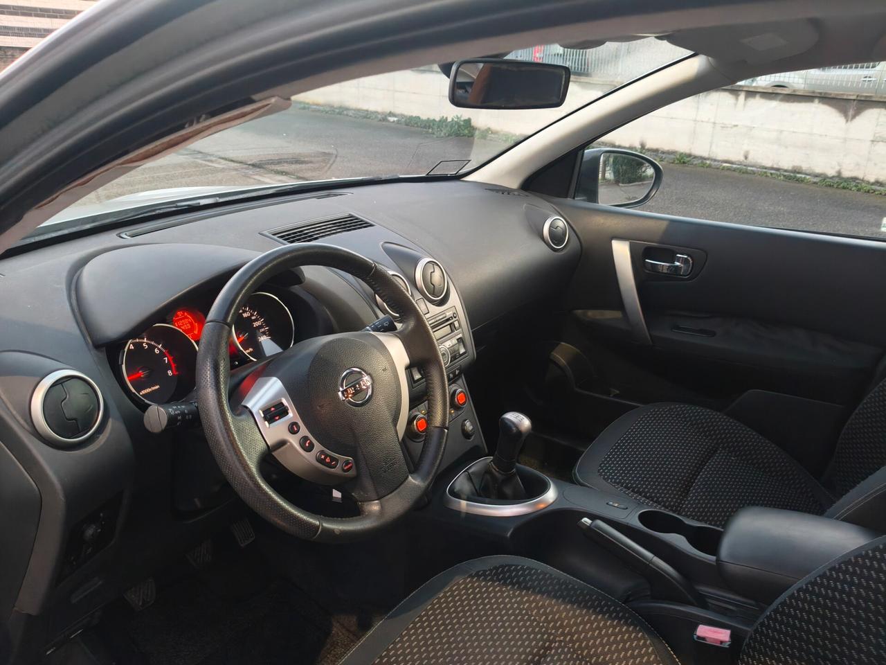 Nissan Qashqai 1.6 SOLAMENTE 112.000 KM