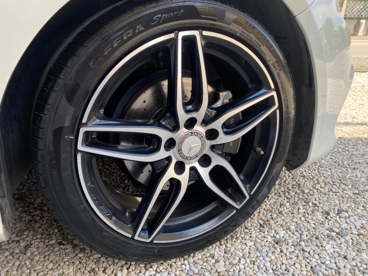 Mercedes-benz A 200 d Automatic Premium AMG