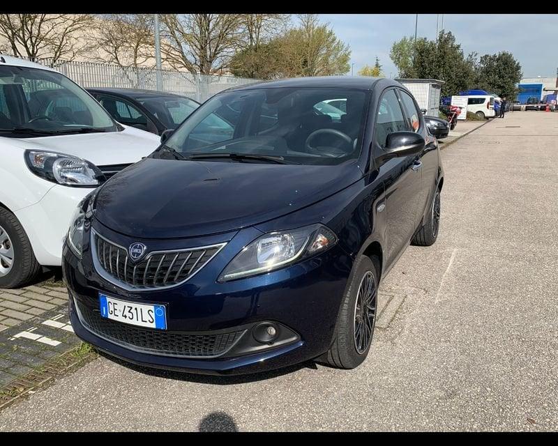 Lancia Ypsilon 1.0 FireFly 5 porte S&S Hybrid Gold