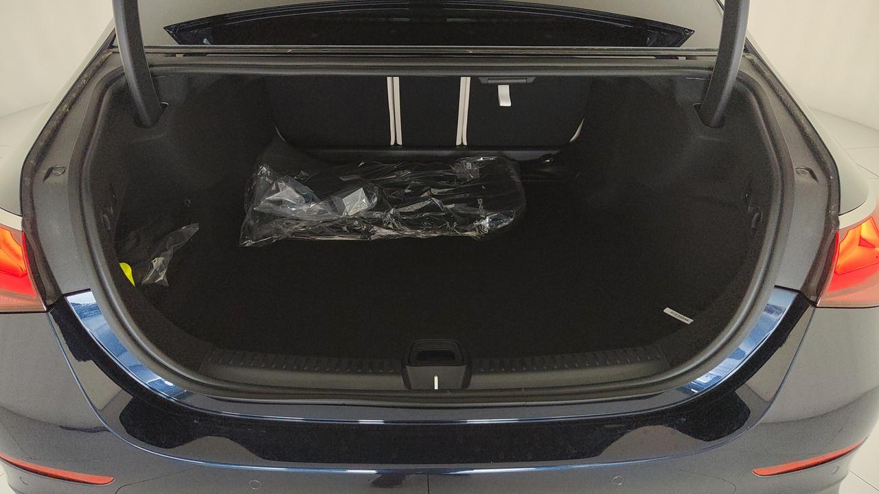 Mercedes-Benz E 220 d 4MATIC