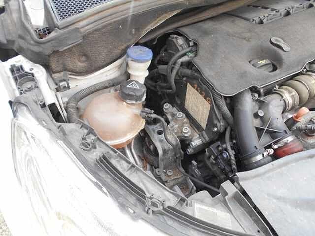Peugeot 2008 1.6 HDi 92cv Allure Bocciato