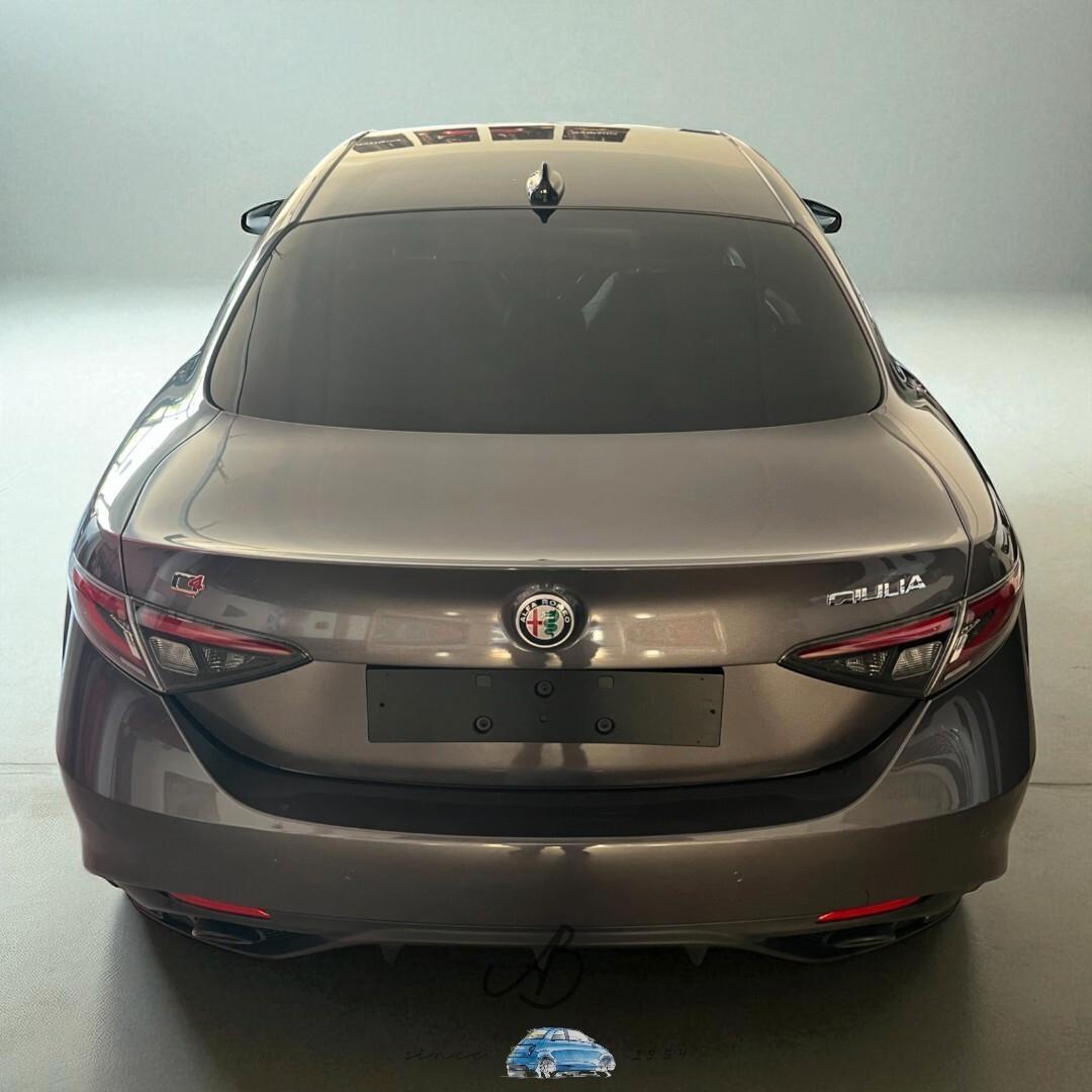 Alfa Romeo Giulia 2.0 Turbo 280 CV AT8 AWD Q4 Veloce