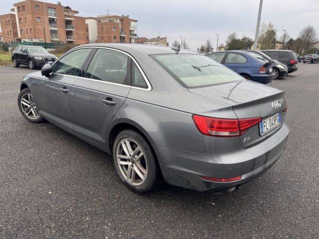 AUDI A4 2.0 TDI 150 CV S tronic Business