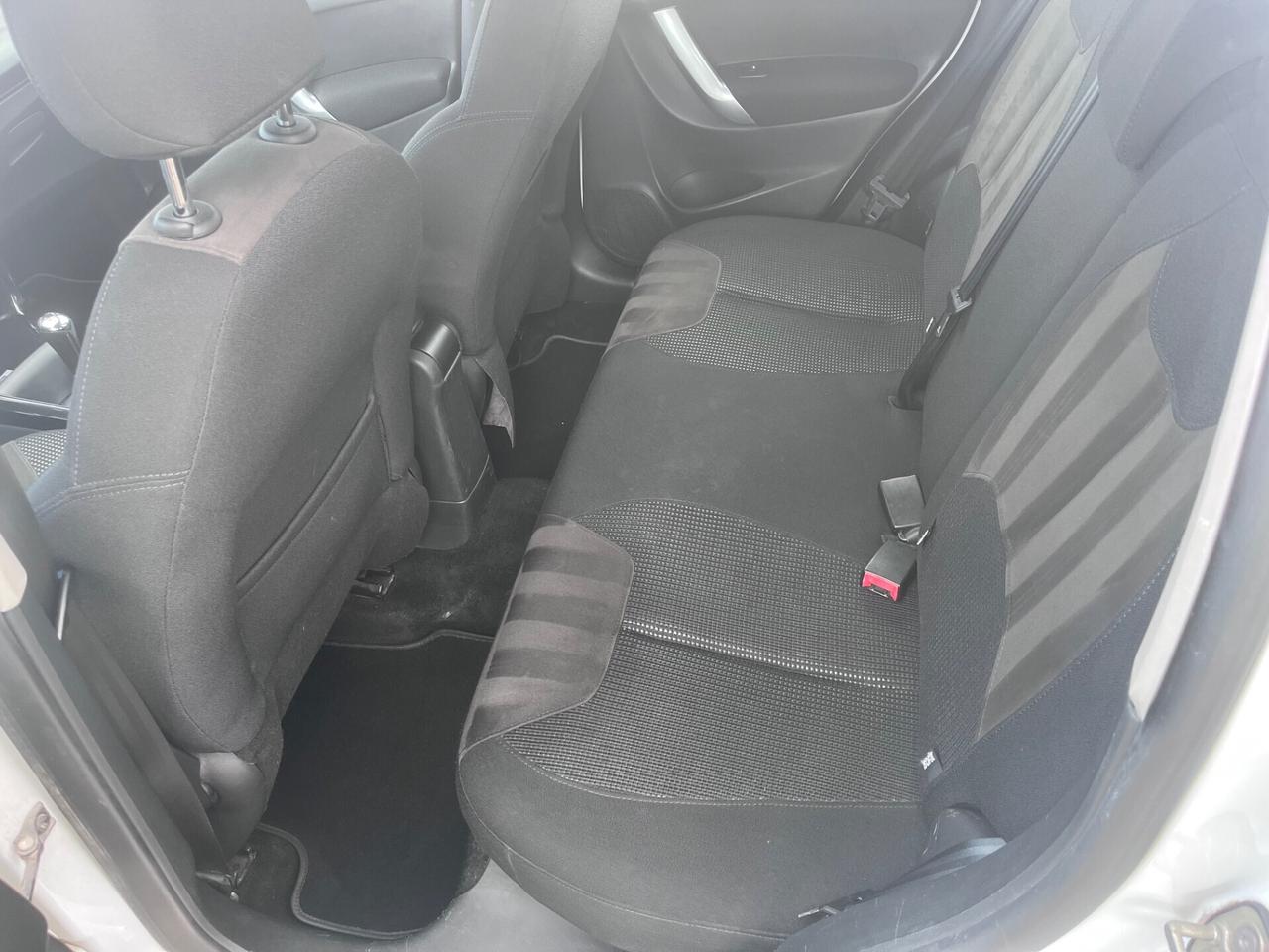Citroen C3 1.6 e-HDi airdream Exclusive cambio automatico