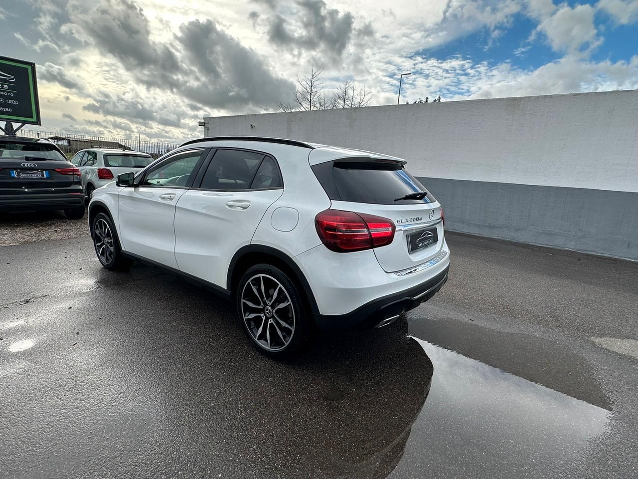 Mercedes-benz GLA 200 d Automatic Premium