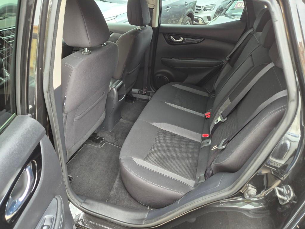 Nissan Qashqai 1.5 dCi 115CV E6 NAVI CAMERA