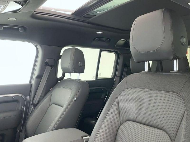 Land Rover Defender 3.0 D6 250 110 HSE AWD auto.