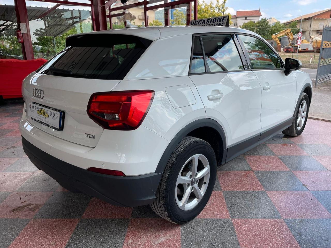 Audi Q2 1.6 TDI 116cv Business