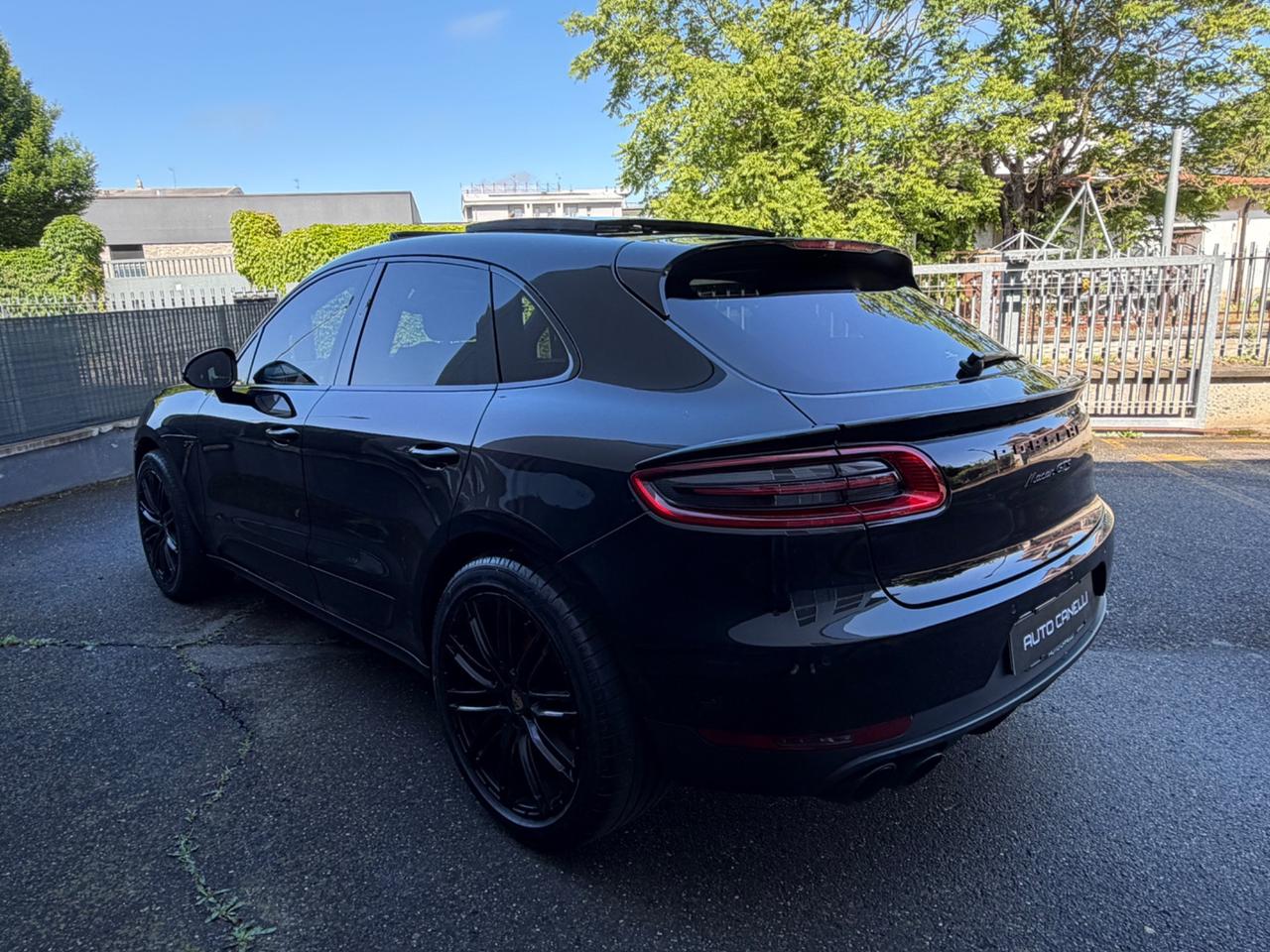 Porsche Macan 3.0 S Diesel FULL TETTO TOTAL BLACK MOTORE NUOVO FATTURATO