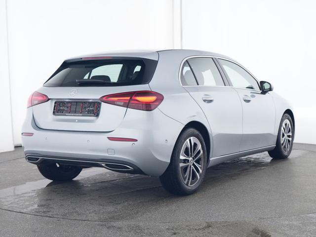 MERCEDES-BENZ A 180 Automatic Progressive Advanced