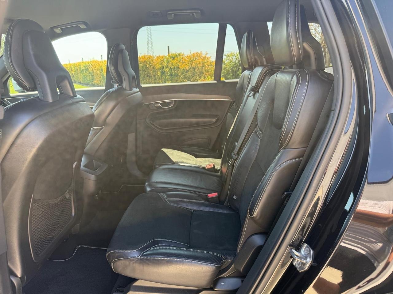 Volvo XC90 D5 AWD R-DESIGN 7 posti