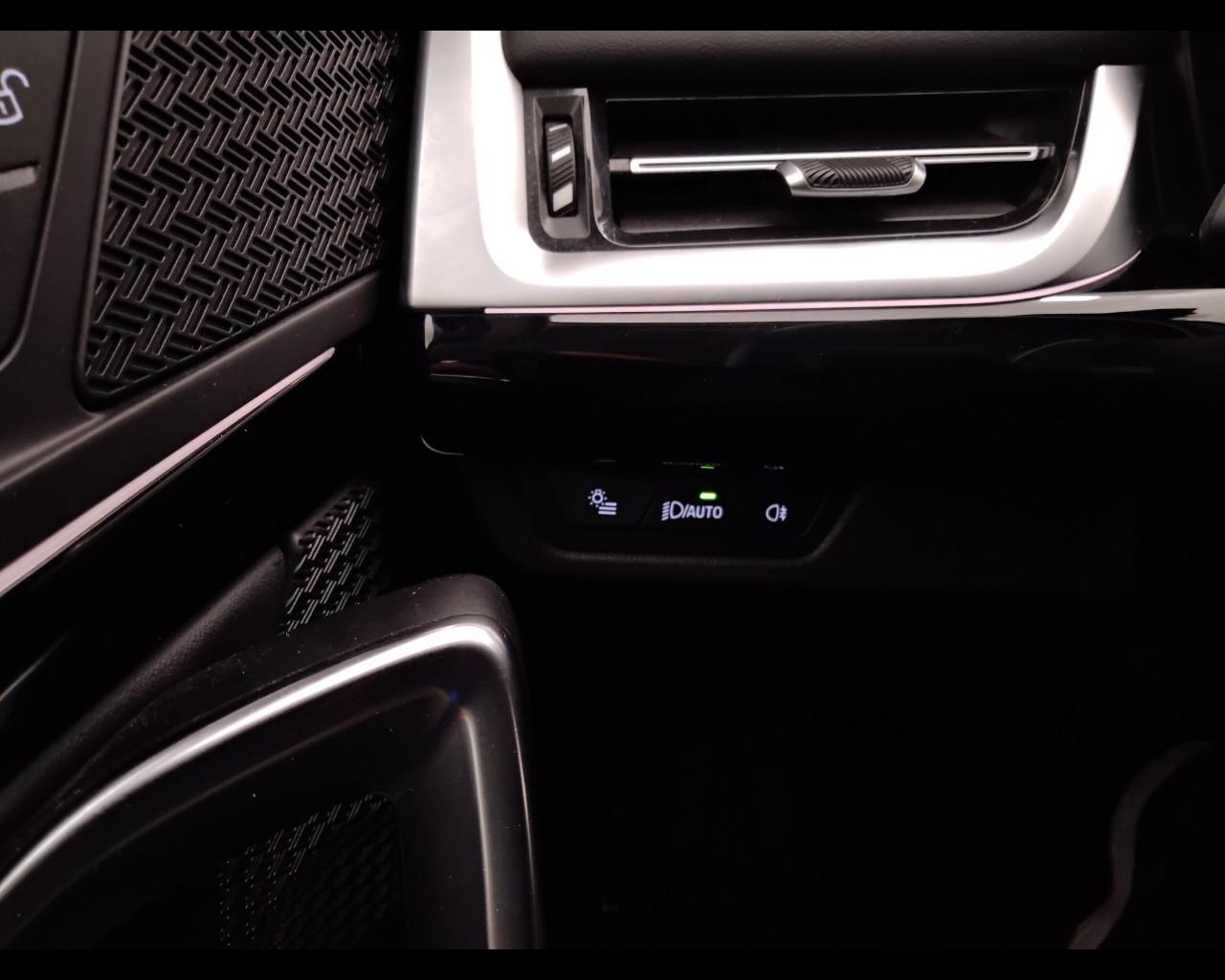 BMW X1 U11 - X1 sdrive18d X-Line auto