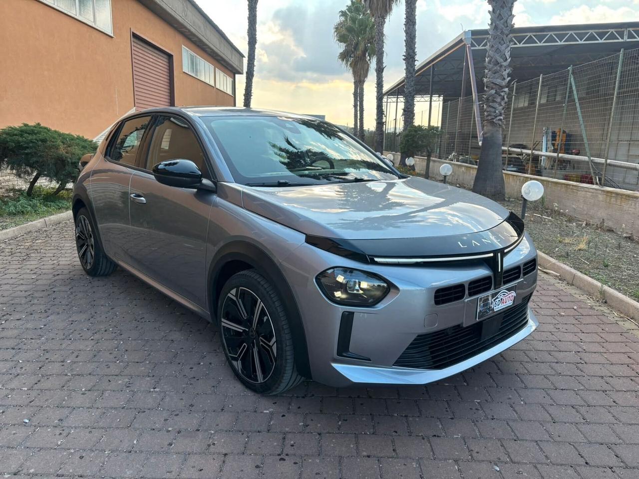 Lancia Ypsilon 1.0 FireFly 5 porte S&S Hybrid Gold//