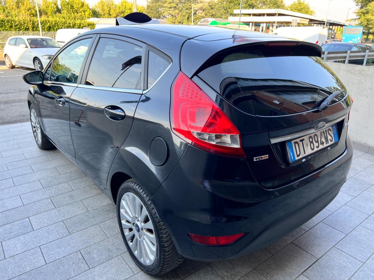 Ford Fiesta 1.4 TDCi 68CV 5 porte Titanium