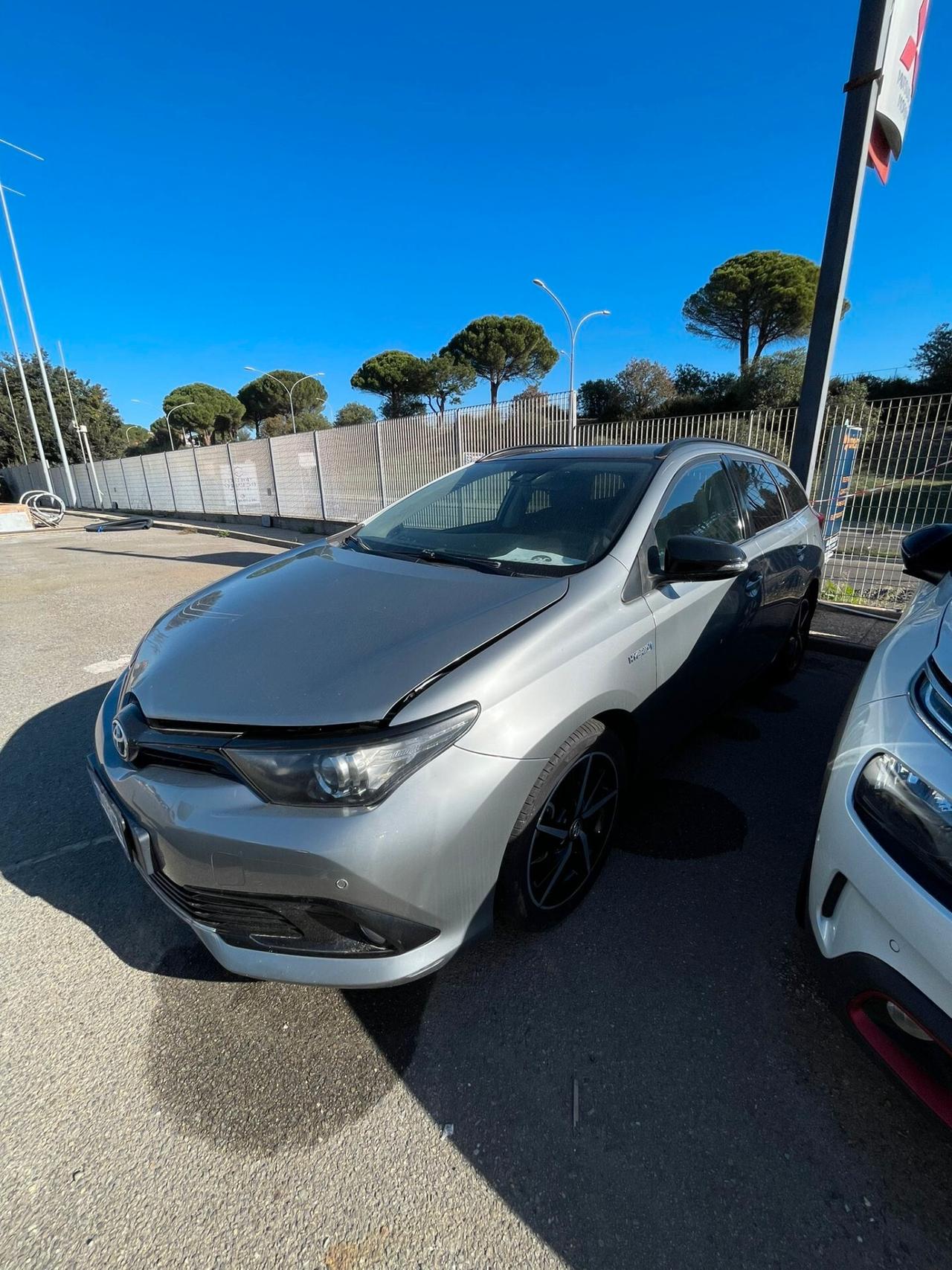 Toyota Auris 1.8 Hybrid Active
