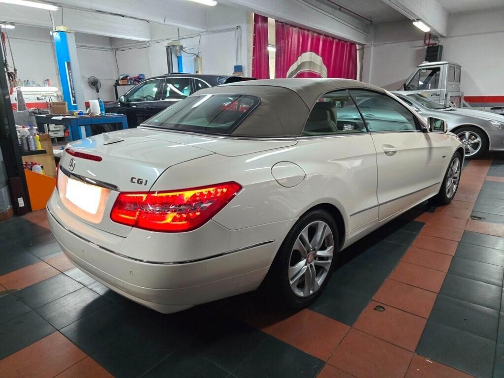 Mercedes-benz E 250 CGI Cabrio BlueEFFICIENCY Avantgarde BOOK SERVICE