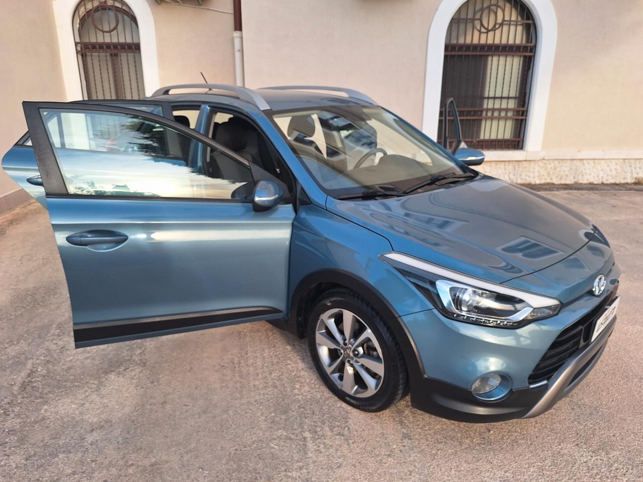 Hyundai i20 1.4 CRDi 5p. ACTIVE CROSS 2016