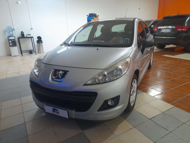 PEUGEOT 207 207 5p 1.4 8v Energie 75cv - Neopatentati