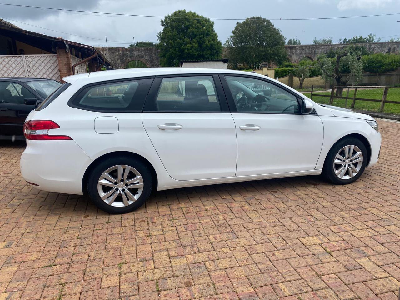 Peugeot 308 BlueHDi 130 S&S SW Active Pack